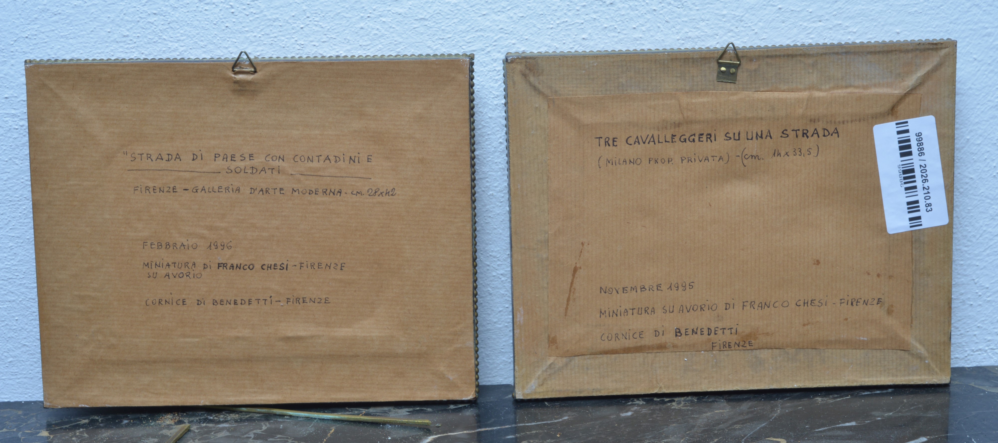 Cavalleggeri e strada di paese