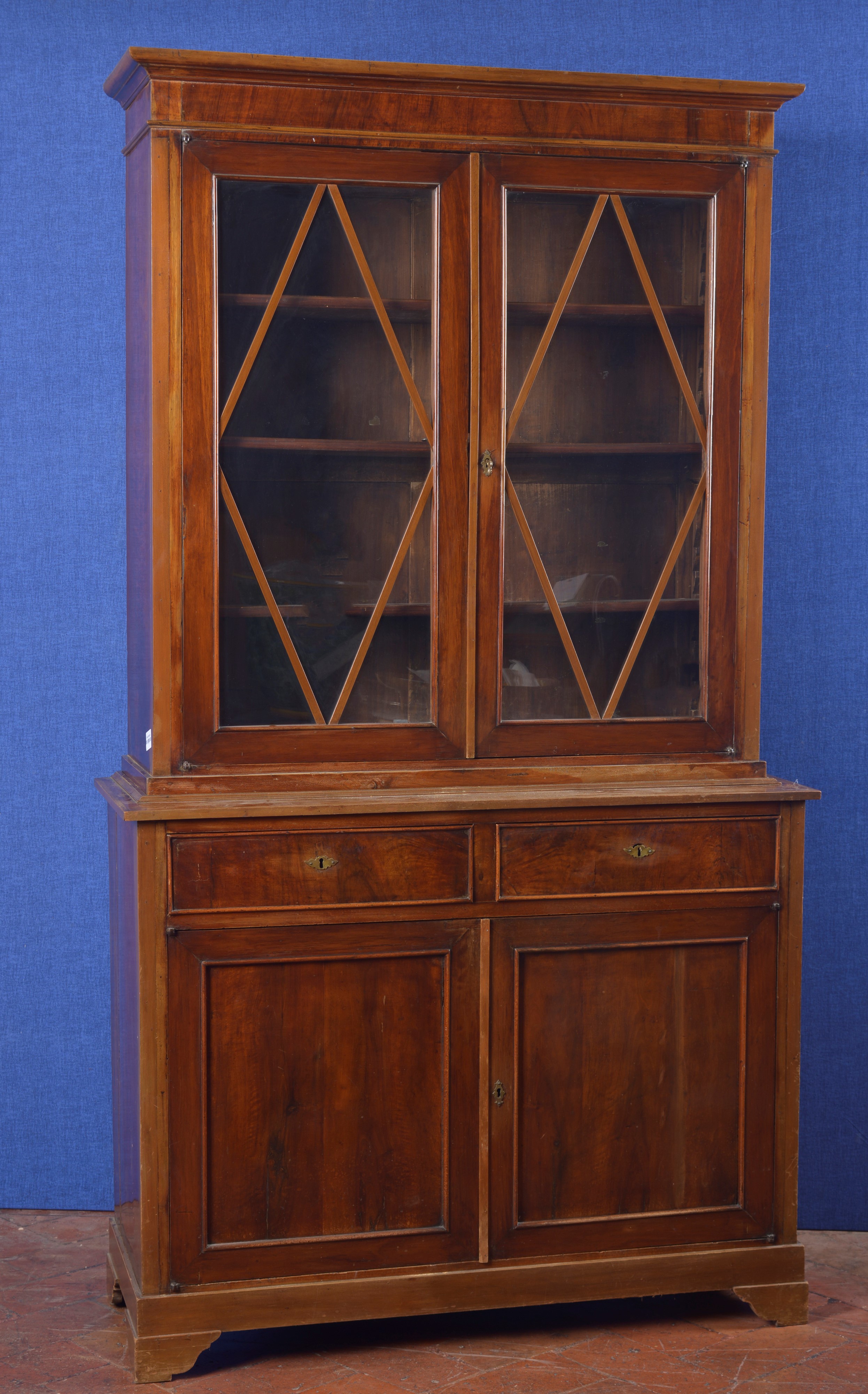 Mobile a doppio corpo