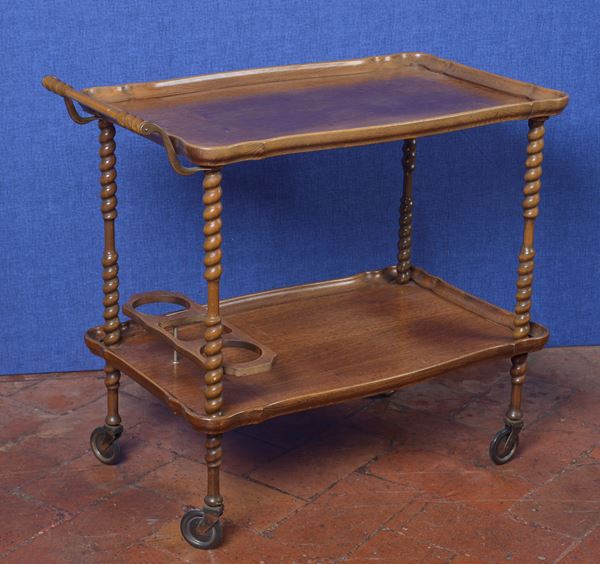 Carrello di servizio  - Asta UN'ELEGANTE DIMORA DI VIA BOLOGNESE - Pananti Online