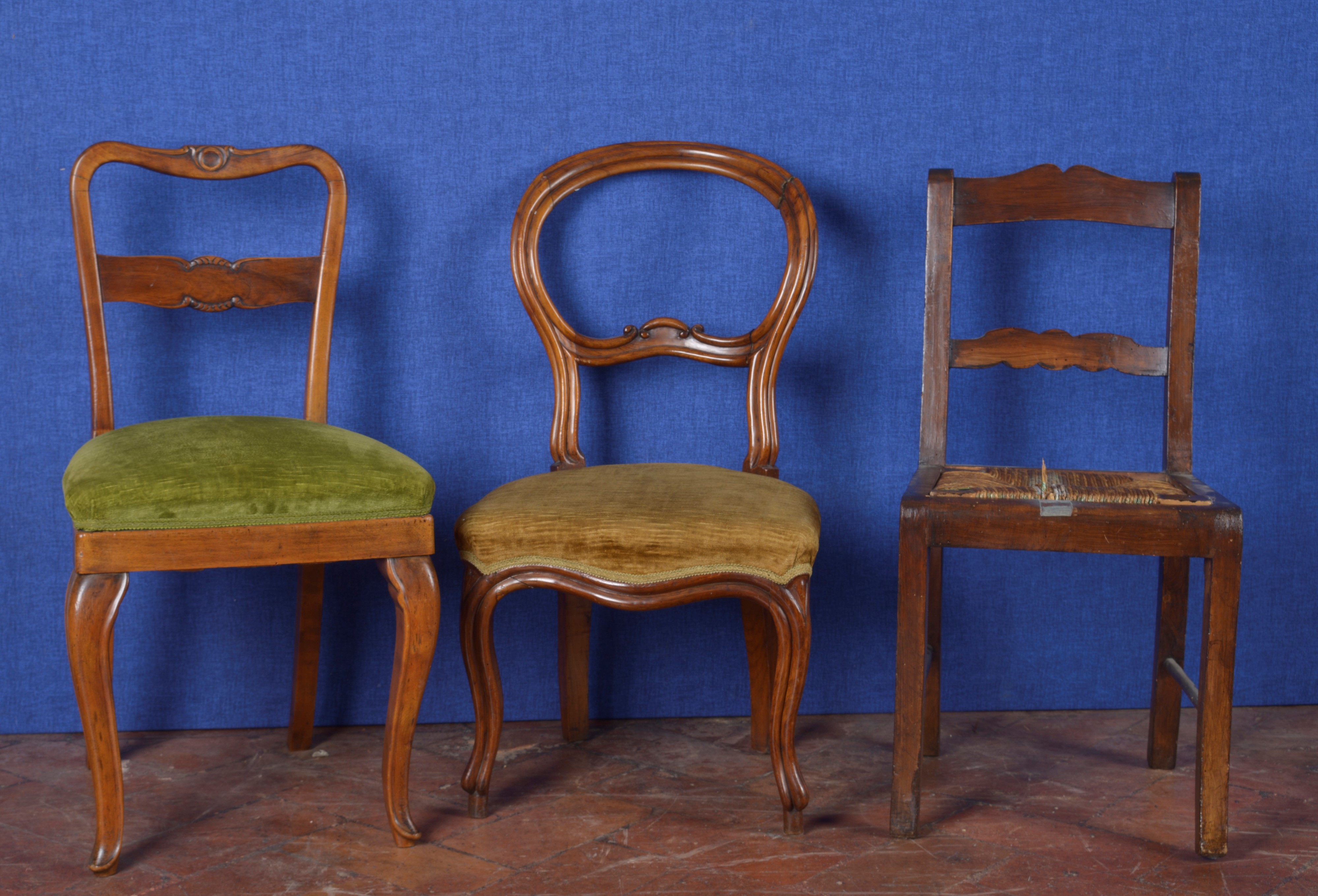 Gruppo di sette sedie