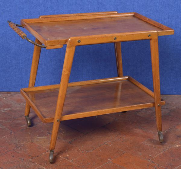 Carrello di servizio  - Asta UN'ELEGANTE DIMORA DI VIA BOLOGNESE - Pananti Online