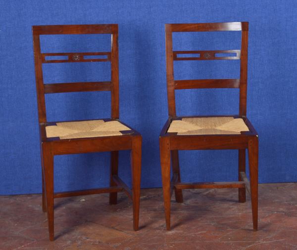 Due sedie   - Asta UN'ELEGANTE DIMORA DI VIA BOLOGNESE - Pananti Online