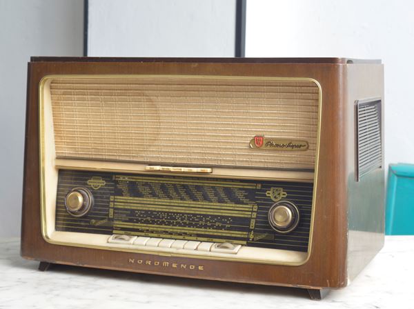 Radio d'epoca (Nordmende Phonosuper)