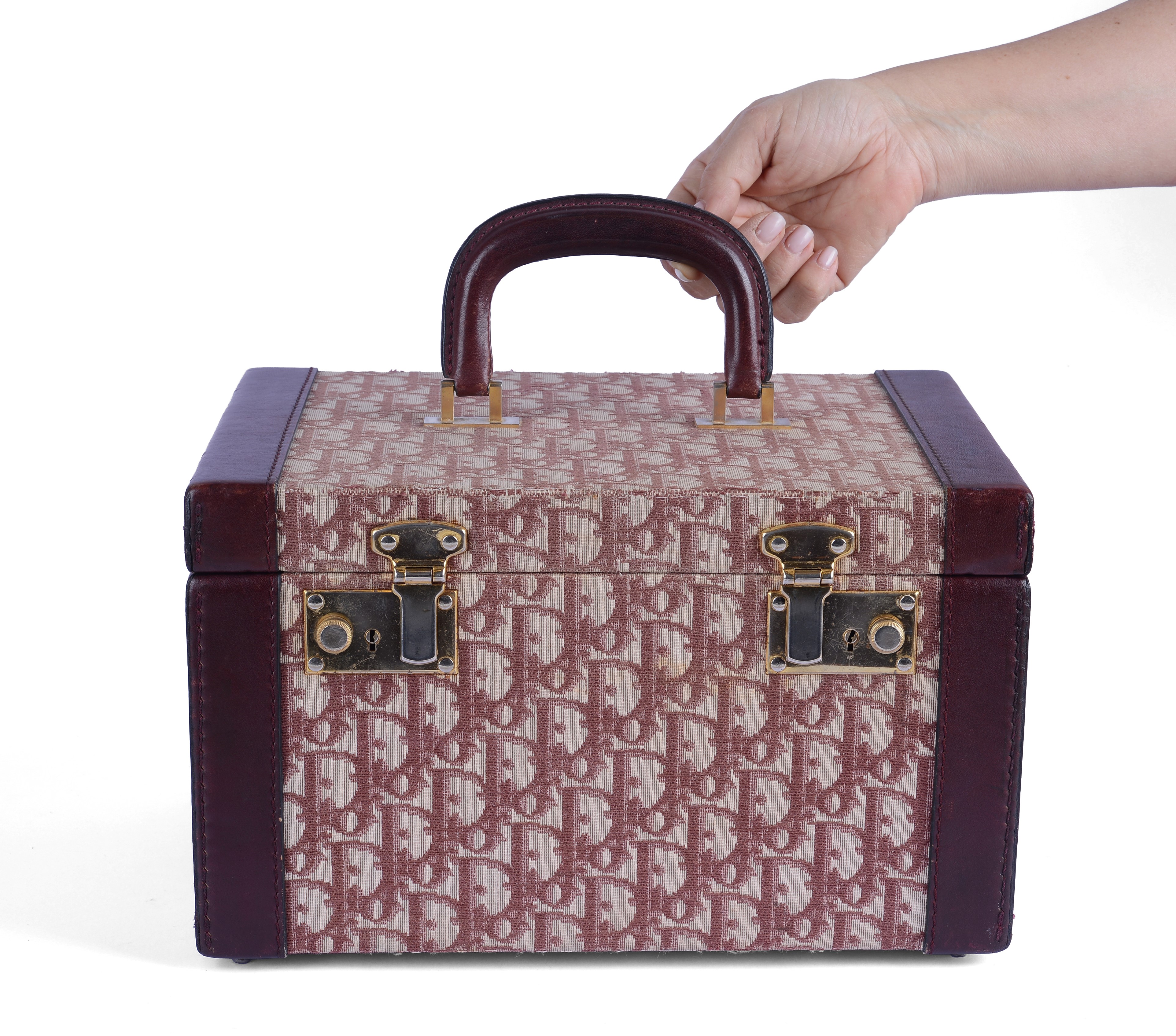 Vanity Beauty Case Oblique Burgundy