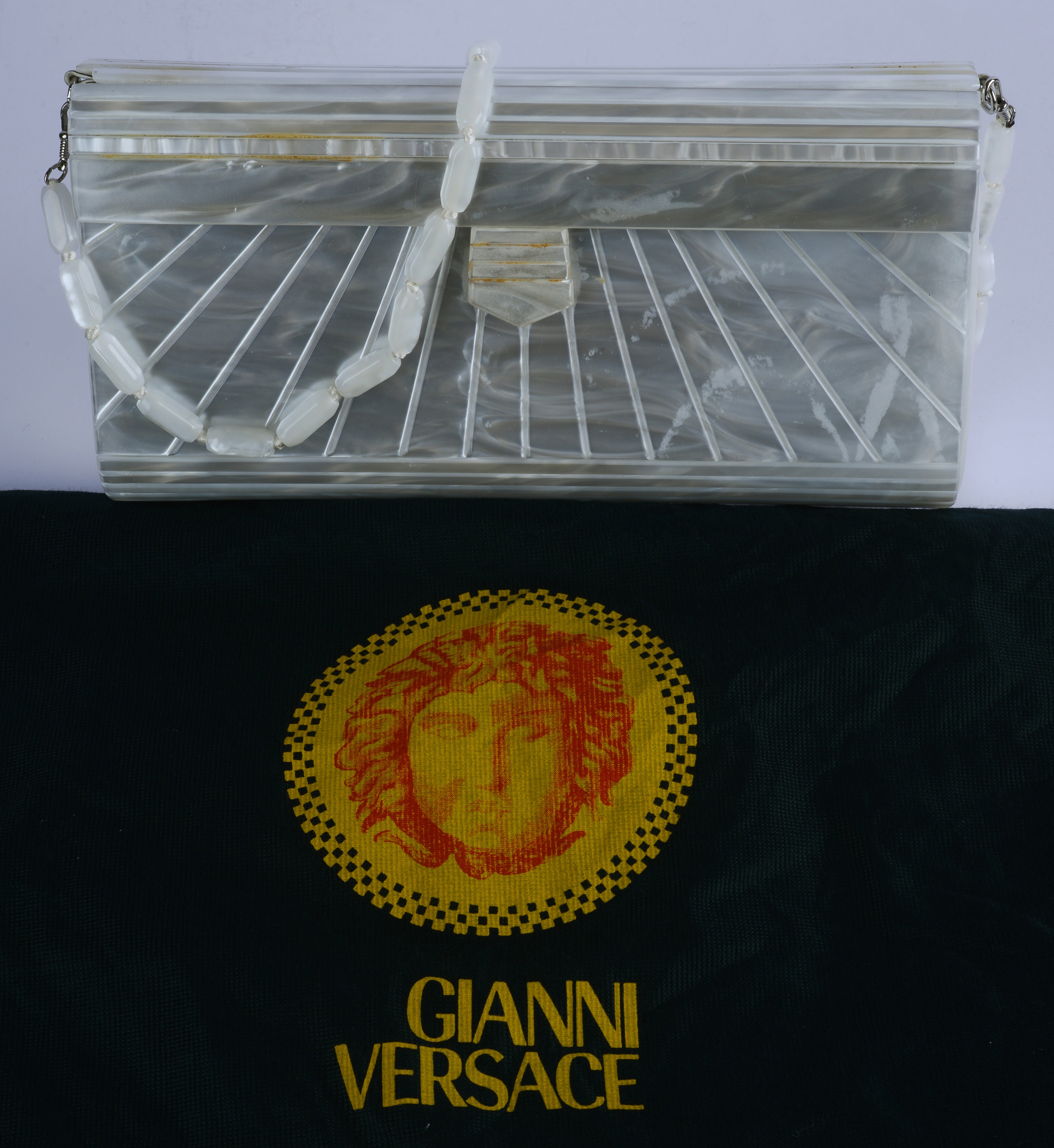 Borsa pochette rigida