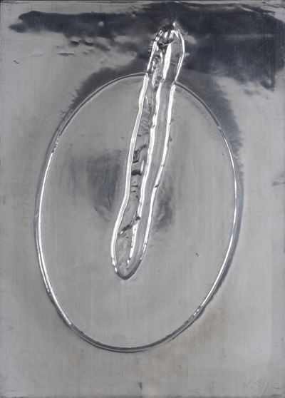 Senza titolo (lamina in metallo lavorata a sbalzo), 1987
