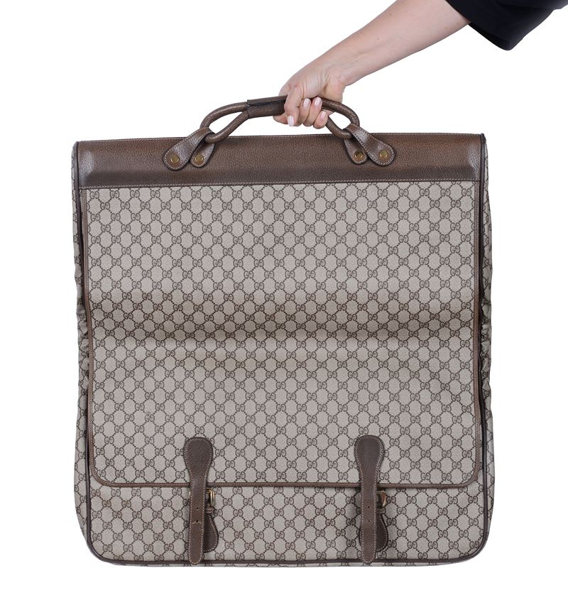 Portabiti da viaggio in monogram