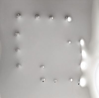 Senza titolo, multiplo in alluminio cromato