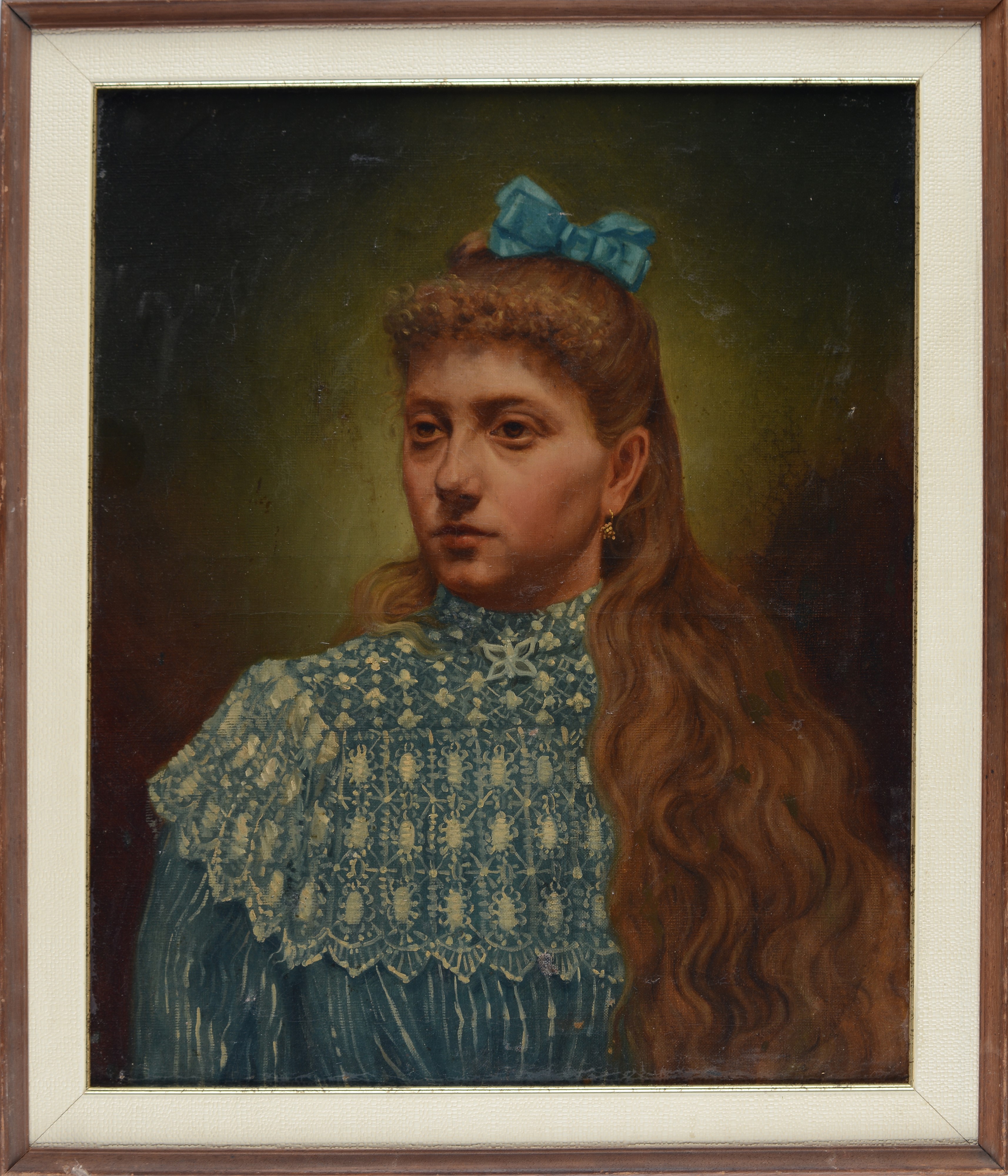 Anonimo, XIX Sec. - Anonimo del XIX secolo, Ritratto di ragazza con fiocco azzurro, olio su tela