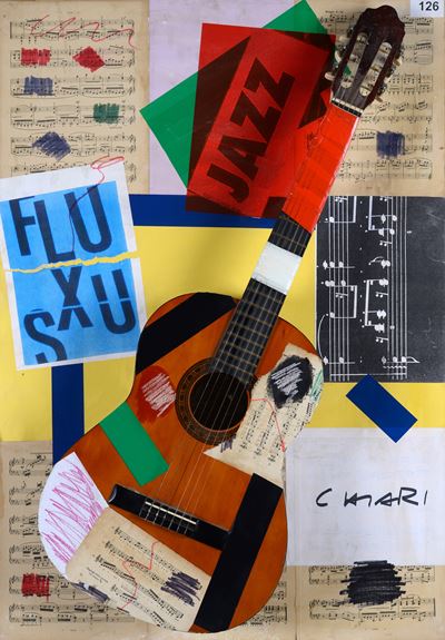 Composizione con chitarra
