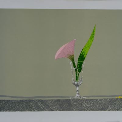 Un fiore in un bicchiere d’acqua