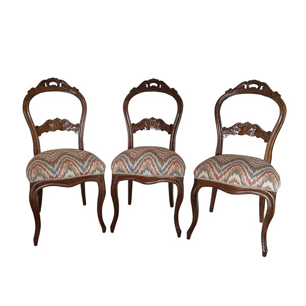 Serie di tre sedie