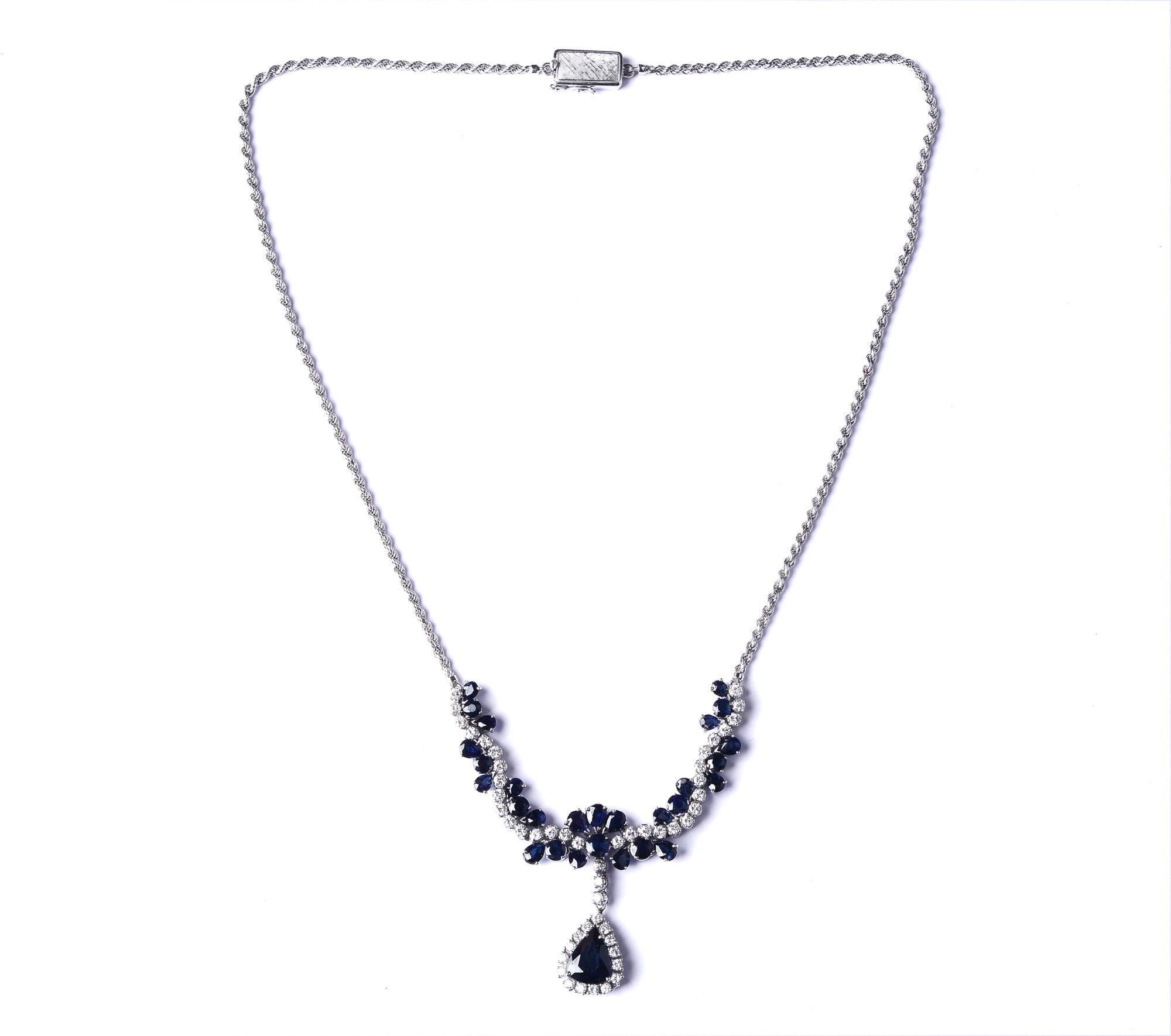 Collana con Zaffiri e Diamanti in Oro Bianco