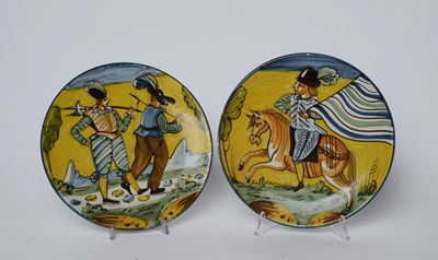 Serie di Piatti in Ceramica di Montelupo