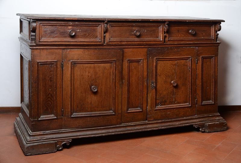 Grande Credenza