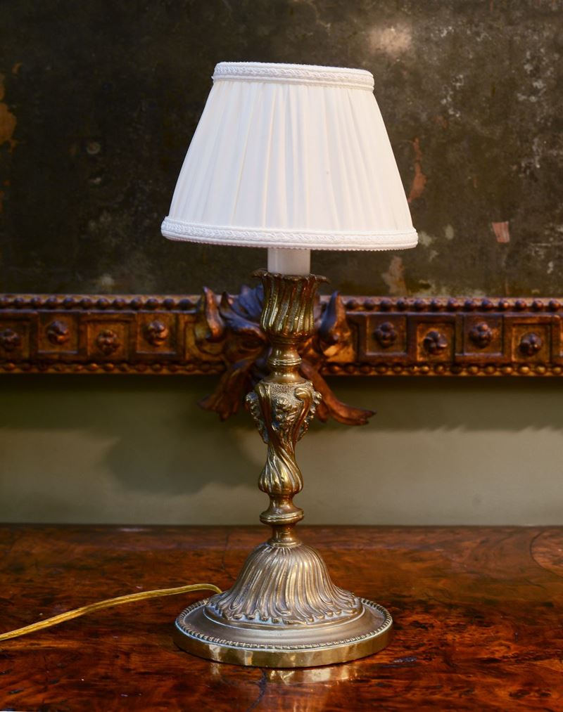 Lume da Tavolo in Ottone
