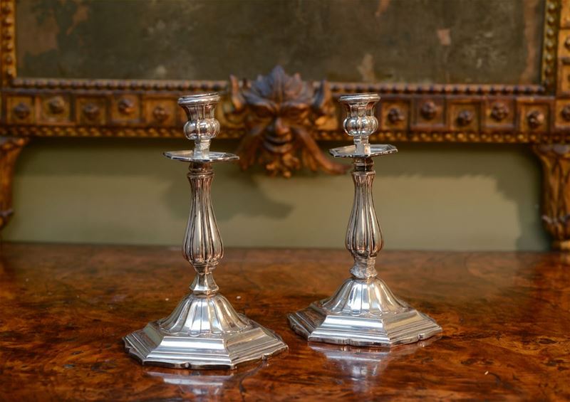 Coppia di Candelabri in Argento