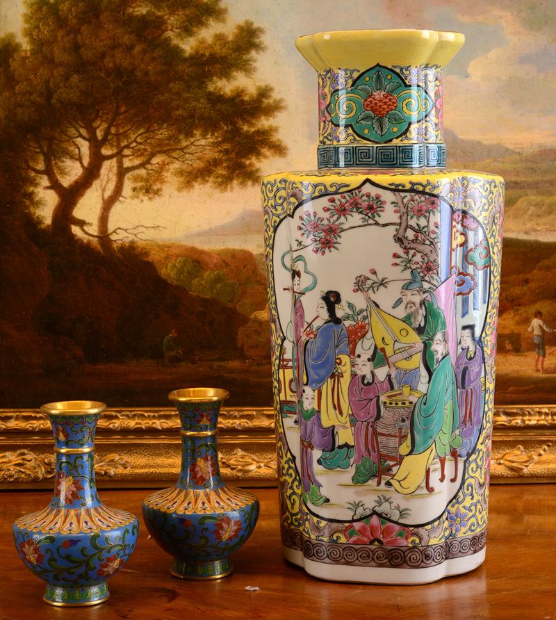 Lotto di curiosità orientali