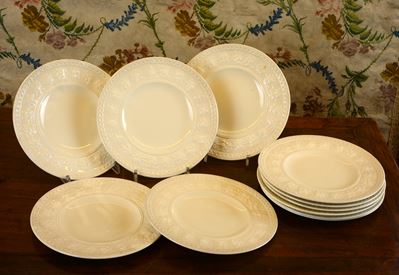 Serie di 11 Piatti da Dolce, Wedgwood