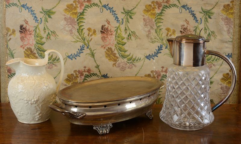 Lotto di curiosità per la tavola