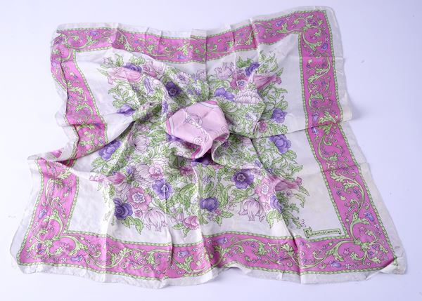 ROBERTA DI CAMERINO - Foulard in seta Roberta di Camerino
