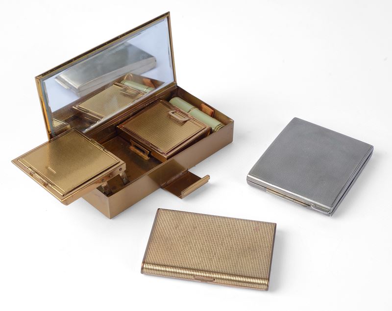 Lotto di necessaire da trucco