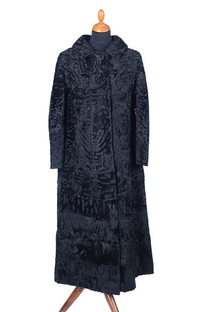 Cappotto in Breitschwanz Nero