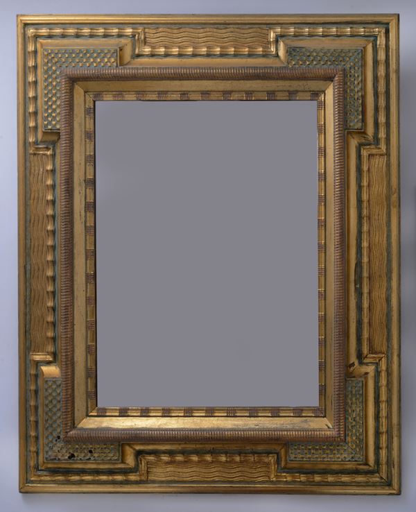 Specchiera in legno intagliato, laccato e dorato  - Asta ANTIQUARIATO, DIPINTI E ARGENTI - Pananti Online