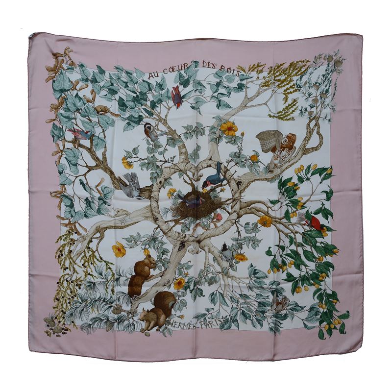 Hermès - Foulard in Seta “au Coeur Des Bois"