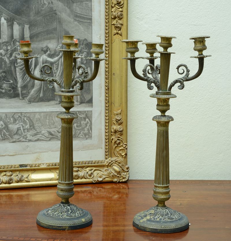 Coppia di Candelabri in Bronzo