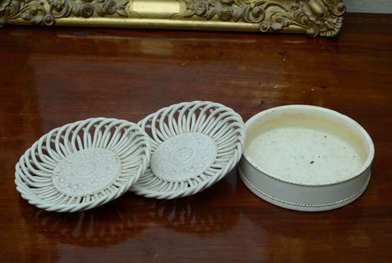 Tre curiosità in ceramica