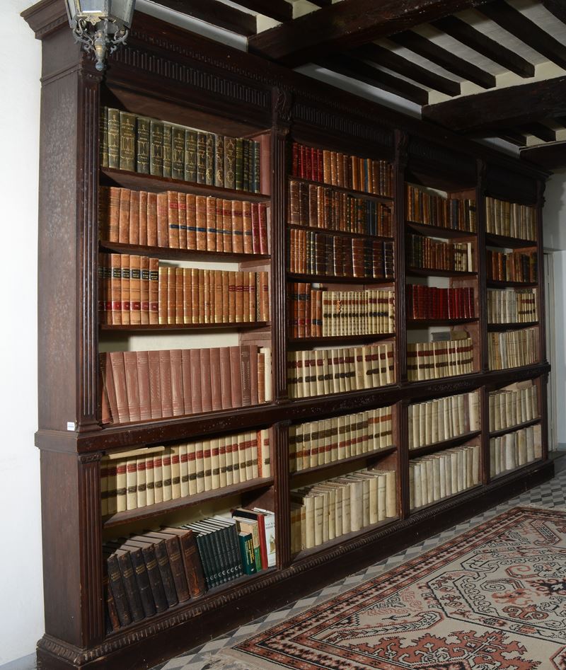 Grande Libreria in Noce