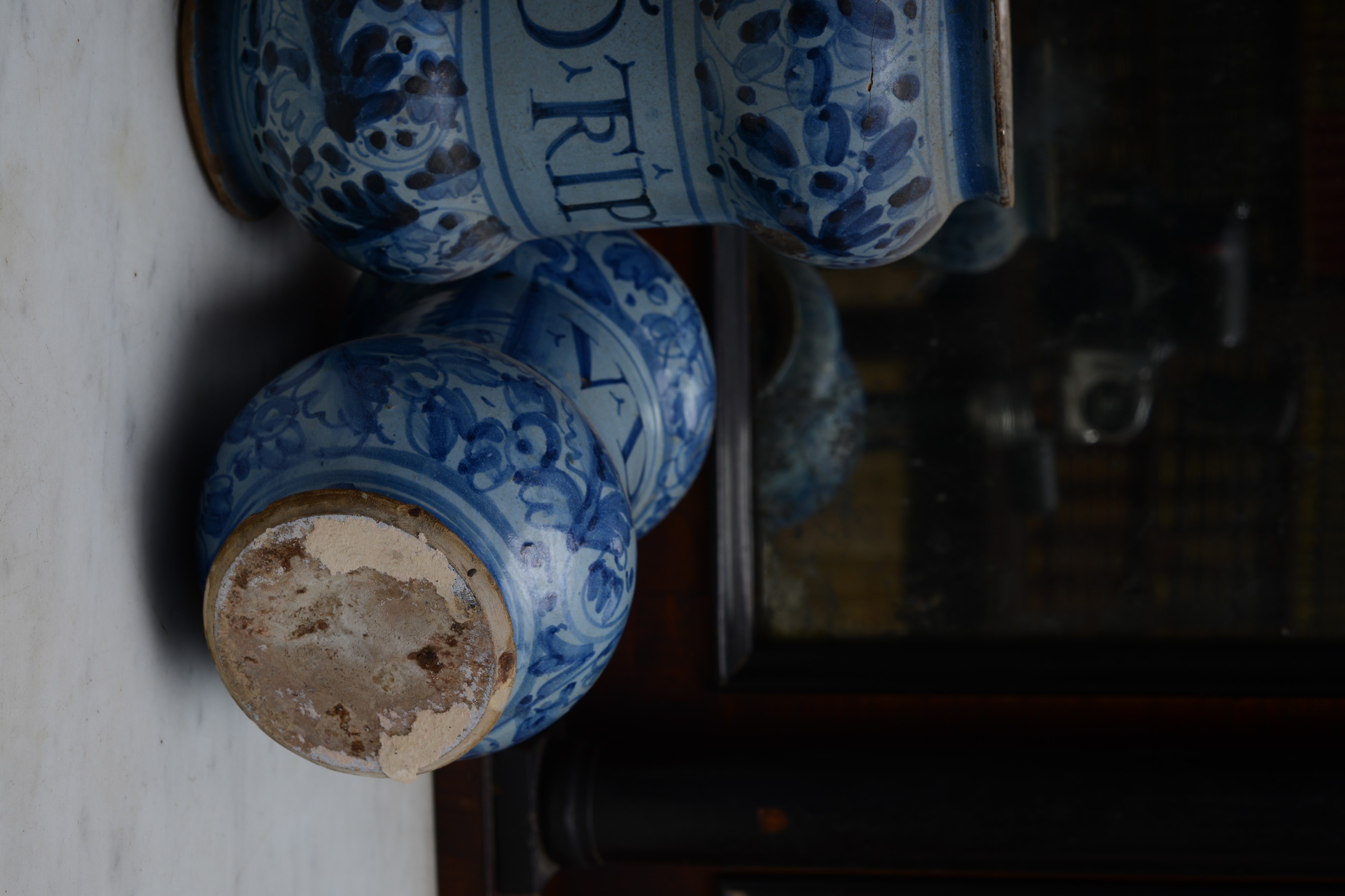 Coppia di Albarelli in Ceramica