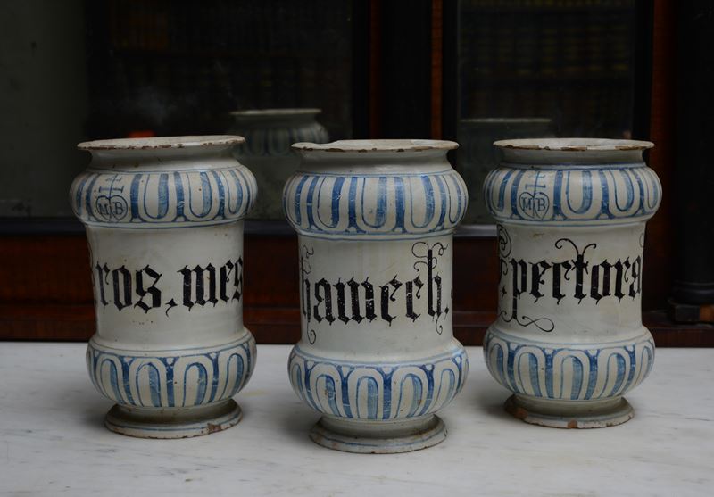 Tre Albarelli in Ceramica