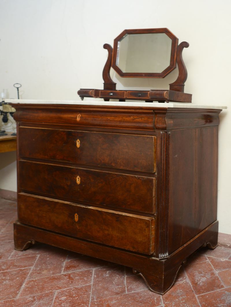 Cassettone in mogano