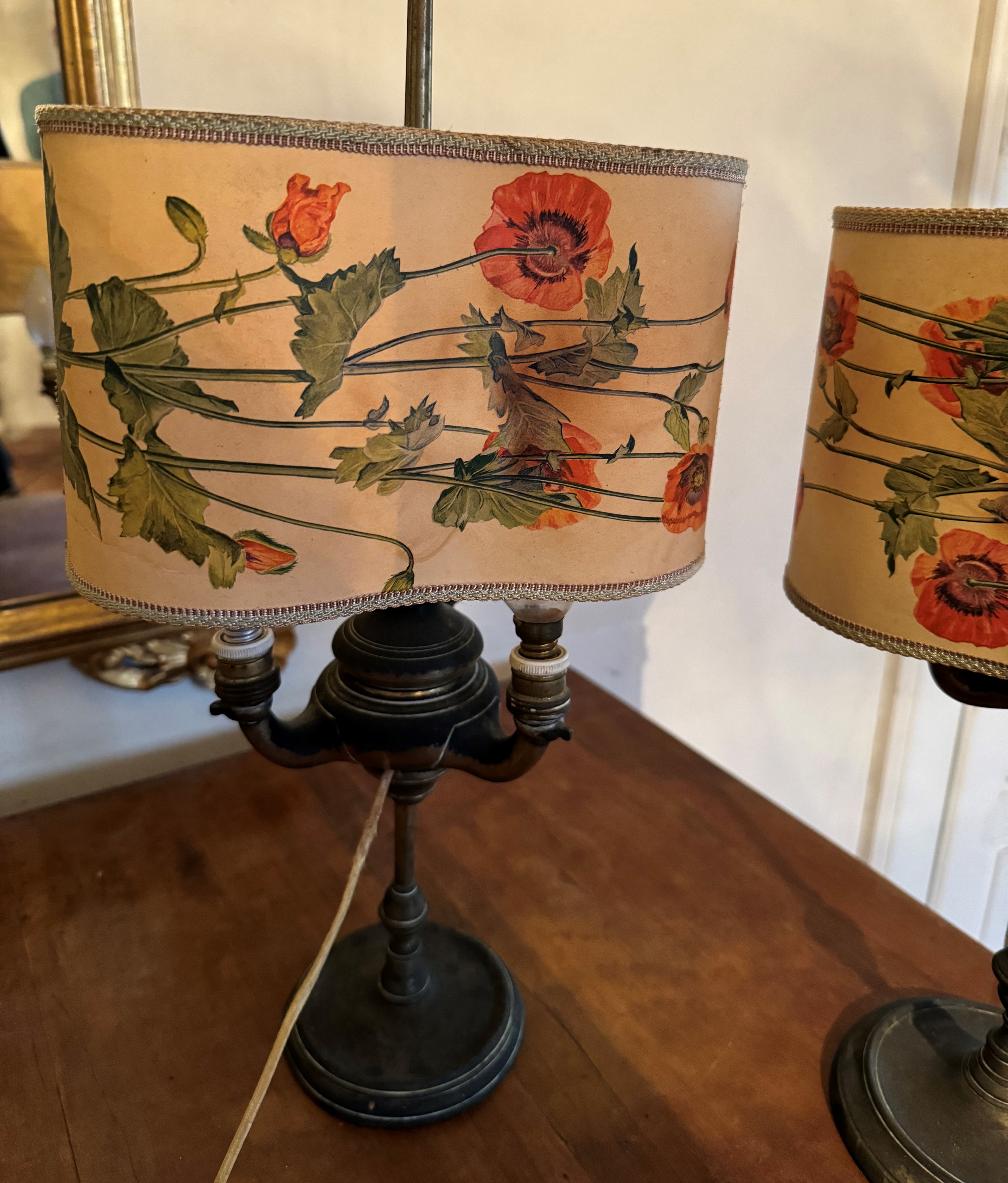 Due lucerne in bronzo