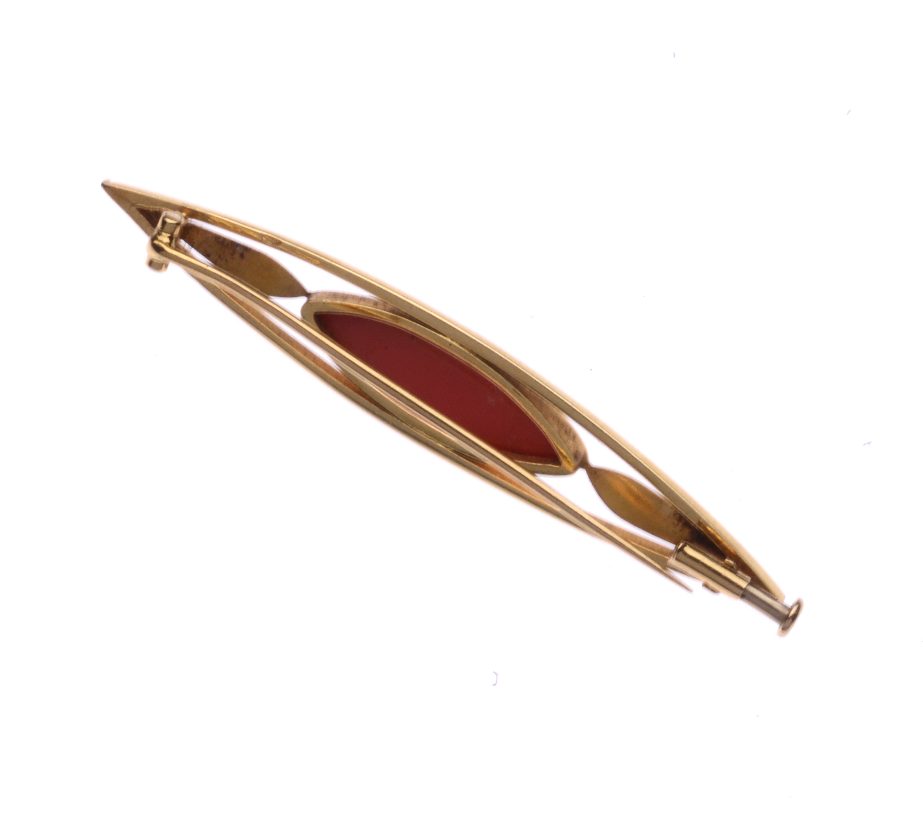 Spilla in Oro Giallo e Corallo