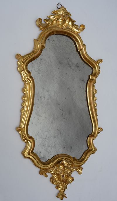 Coppia di Specchiere in Legno Intagliato e Dorato