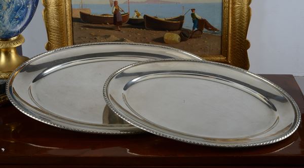 Due vassoi ovali in argento  - Asta UNA COLLEZIONE VOLTERRANA - Pananti Online