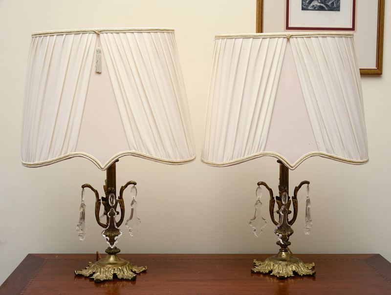 Coppia di Lumi da Tavolo in Bronzo Dorato