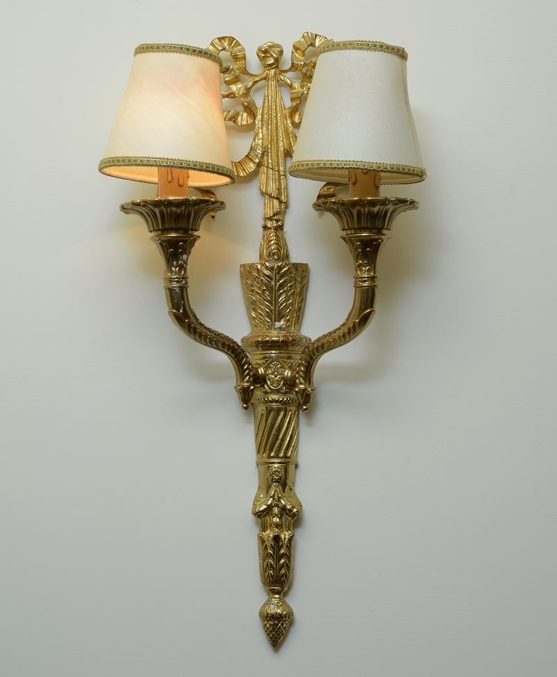 Applique in Bronzo Dorato