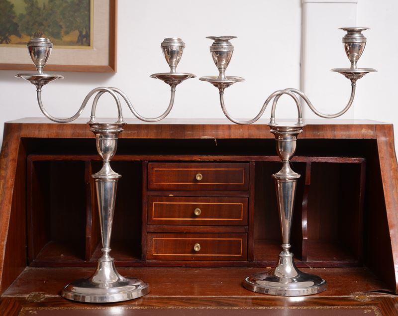 Coppia di Candelabri in Rame Argentato