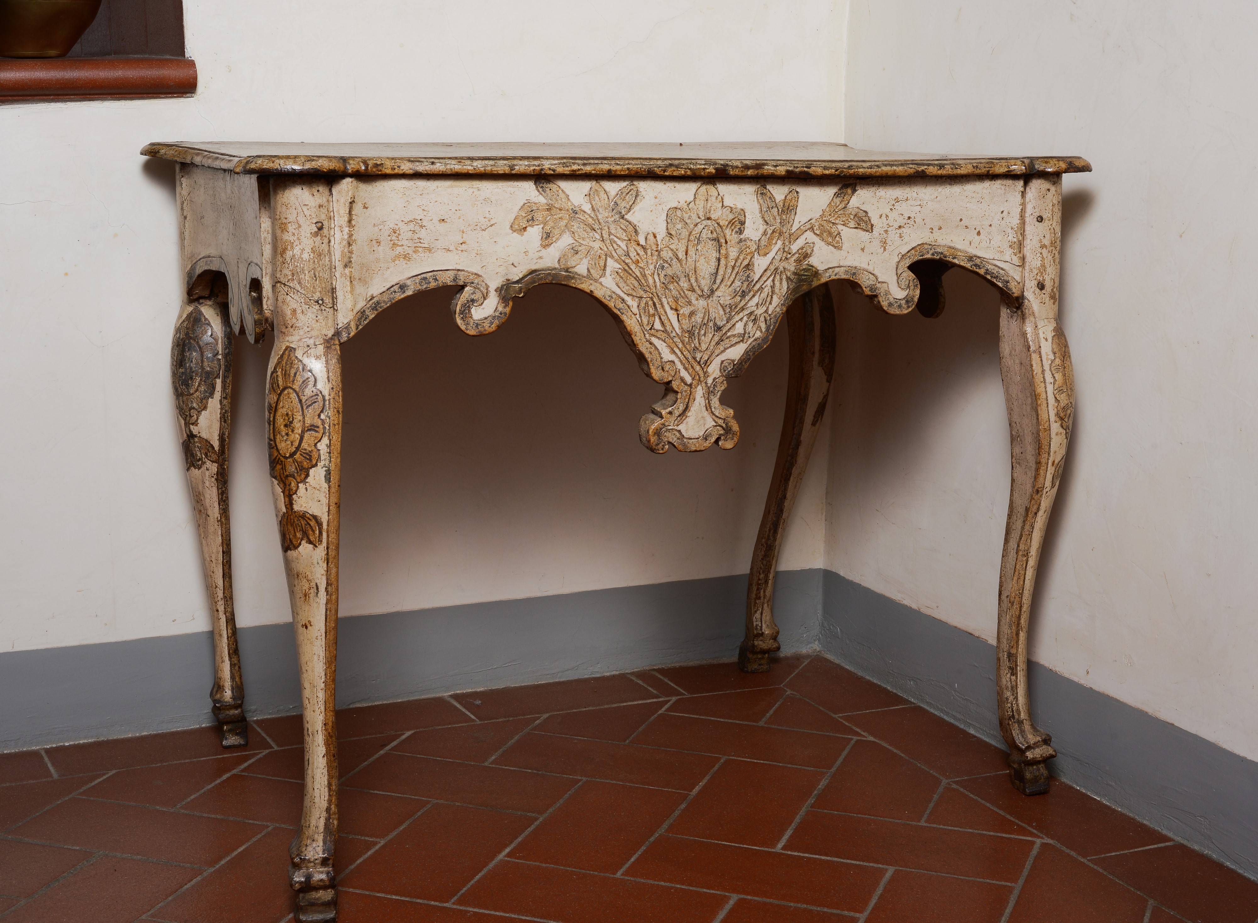 Scrivania in Legno Laccato