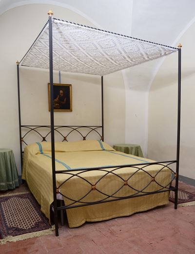 Letto a Baldacchino in Ferro Battuto