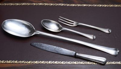 Set di Posate da Arrosto con Manici Rivestiti in Argento