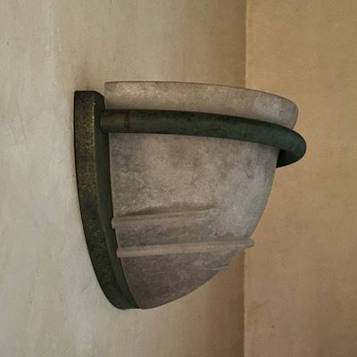 Serie di Quattro Appliques in Ferro e Vetro Satinato