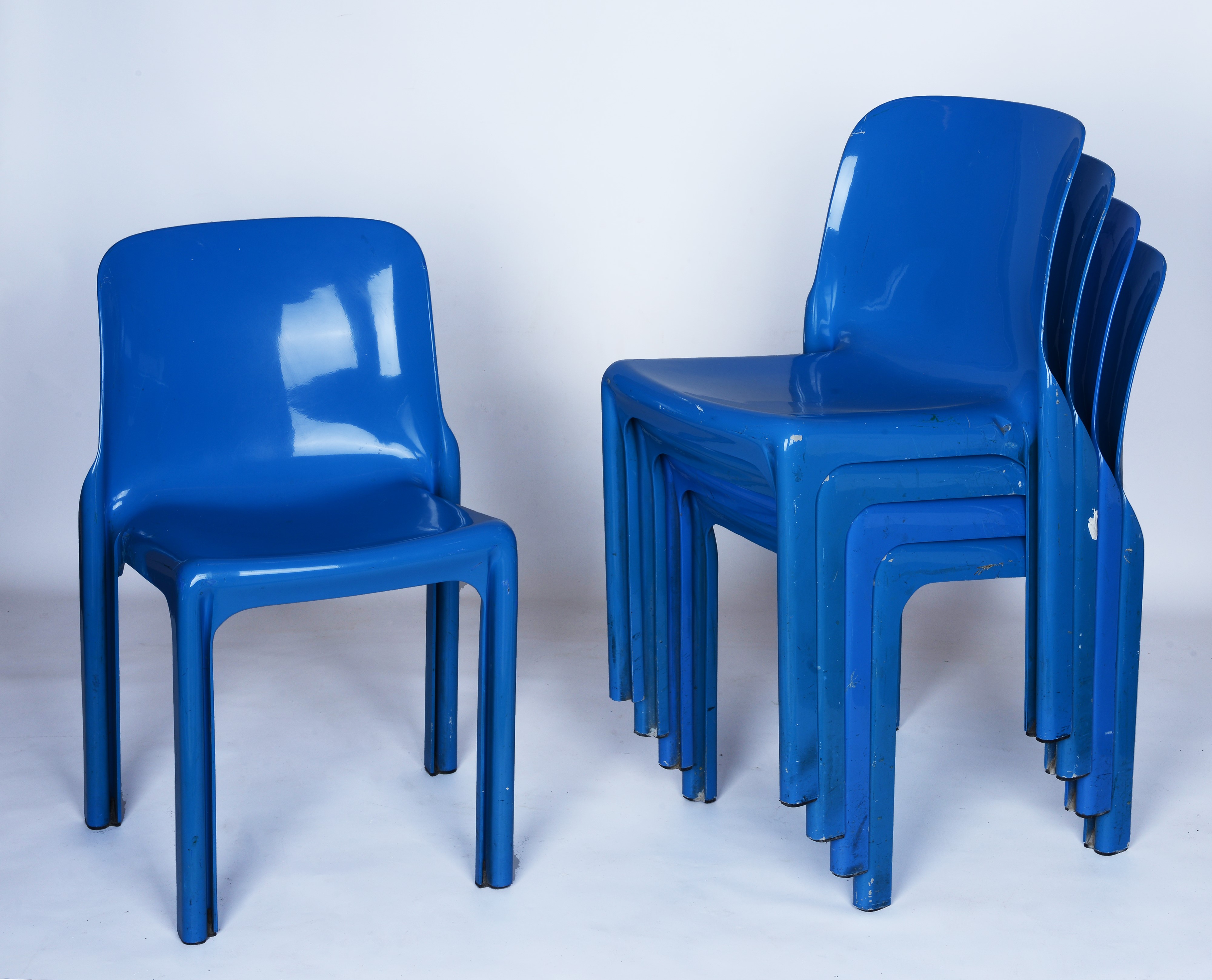 Cinque sedie modello Selene