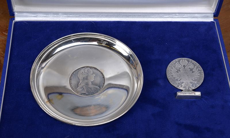 Due talleri d'argento con Maria Teresa d'Austria