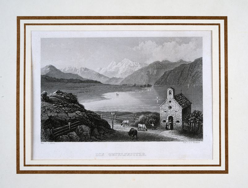 Cappella sul Lago di San Valentino con L'ortles sullo Sfondo