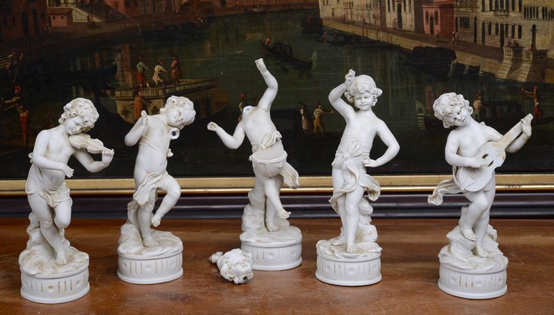 Putti in gres